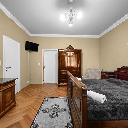 King-Size Comfort In Three Bedrooms Bécs Kültér fotó