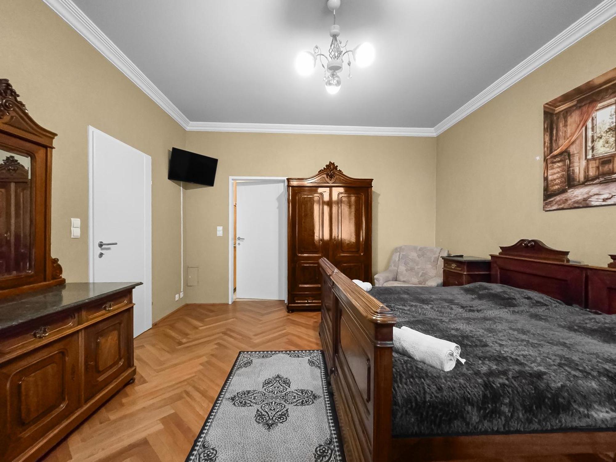 King-Size Comfort In Three Bedrooms Bécs Kültér fotó